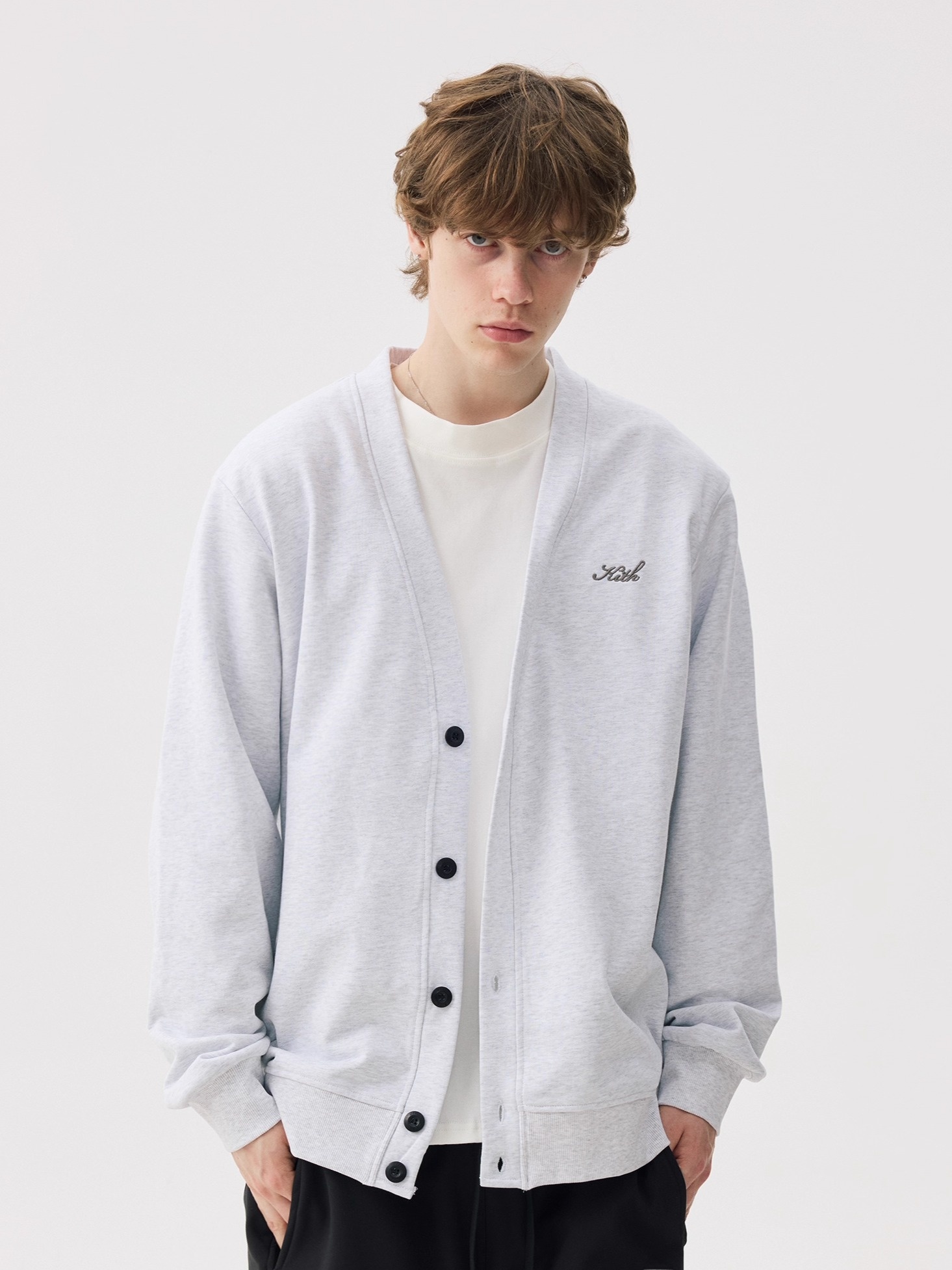 كارديجان KITH محبوك بأزرار ويا - مراجعة Kith Sweater Knit وسعره