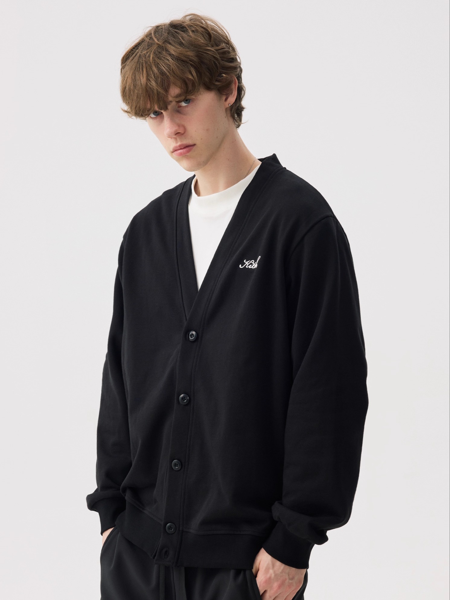 كارديجان KITH محبوك بأزرار ويا - مراجعة Kith Sweater Knit وسعره