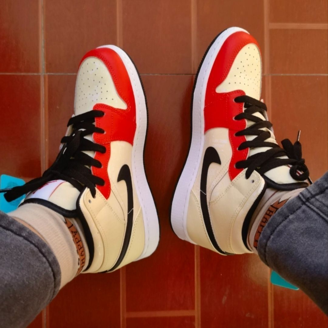 حذاء Nike Air Jordan 1 Mid DV7 - مراجعة Jordan 1 Retro Lace وسعره