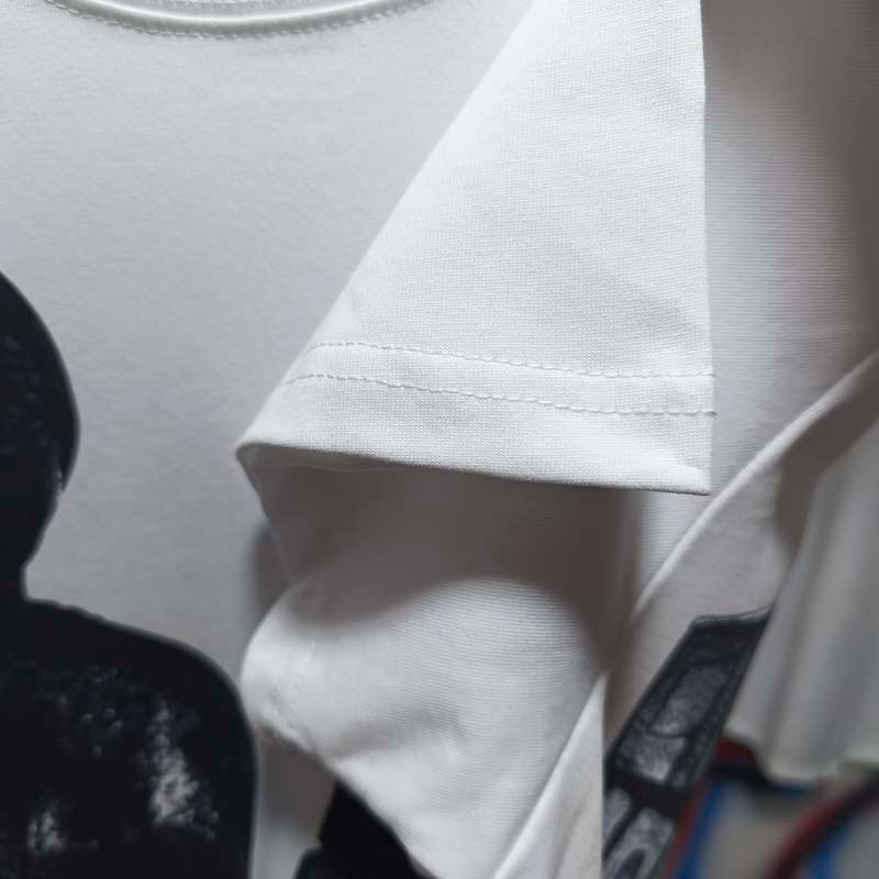 قمصان صيفية بيضاء من القطن الم - مراجعة Cactus Jack Tee وسعره